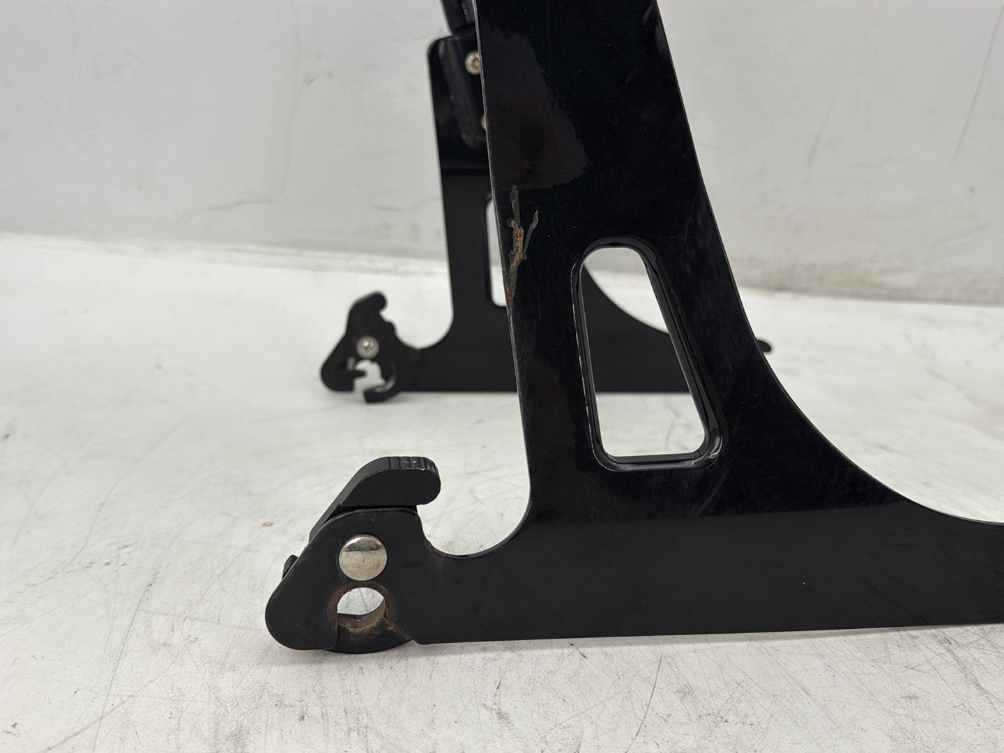 2012 Harley Dyna FXDF Fat Bob OEM Rear Sissy Bar w/ Backrest Cushion Pad