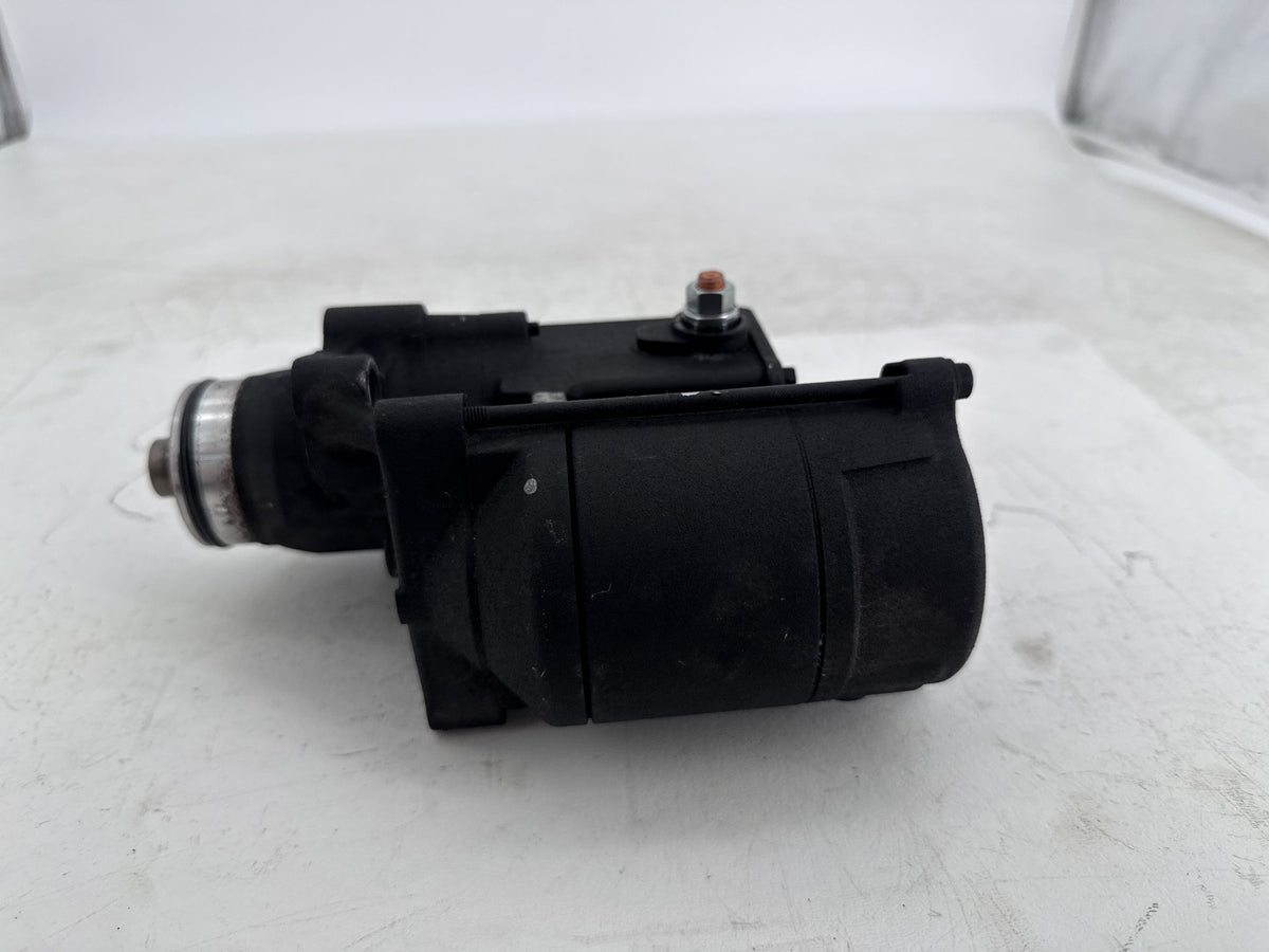 2013 Harley Street Glide Touring FLHX OEM Engine Starter Motor 31618-06A 12V