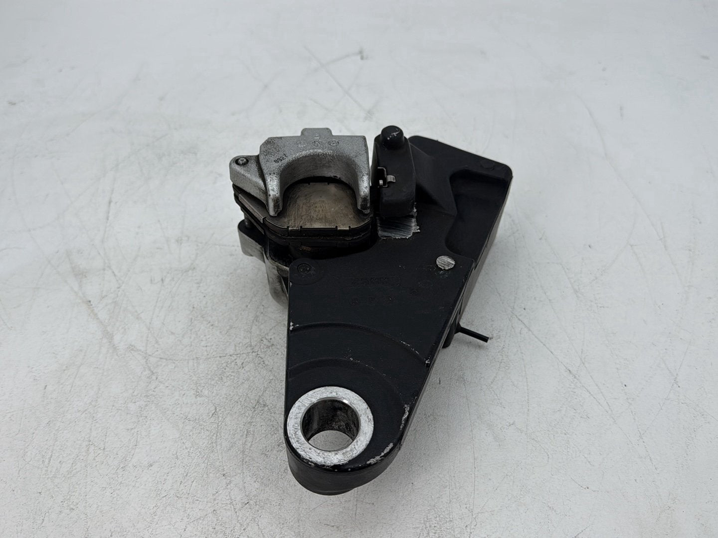 2009 Harley Sportster 883 Low XL883L OEM Rear Back Brake Caliper w/ Bracket