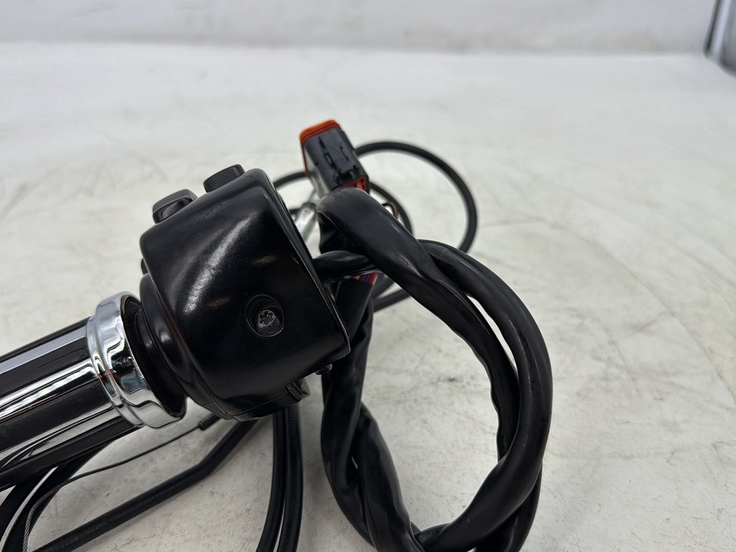 1998 Harley Touring FLHTCUI Electra Glide Ultra OEM Right Engine Start Kill Switches Controls