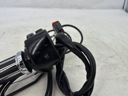 1998 Harley Touring FLHTCUI Electra Glide Ultra OEM Right Engine Start Kill Switches Controls