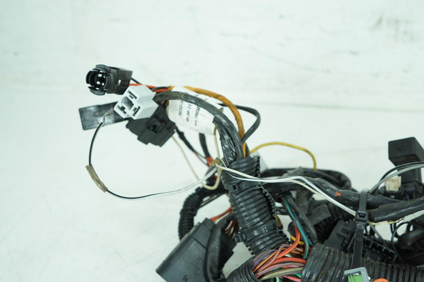 2007 - 2016 Harley-Davidson Touring Street Glide Front Sub Wiring Harness Loom Interconnect 70232-10