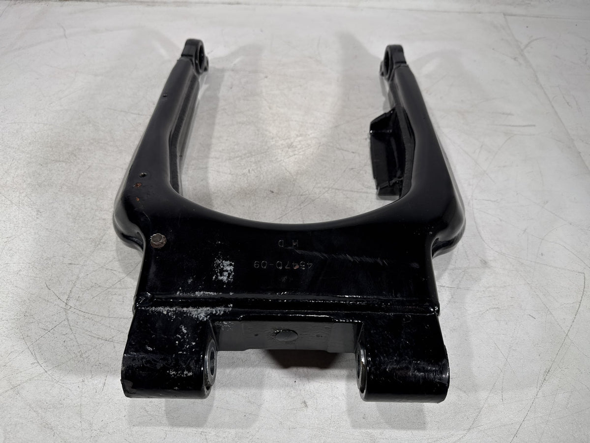 2011 Harley Electra Glide Touring Police OEM Rear Fork Swingarm Swing Arm