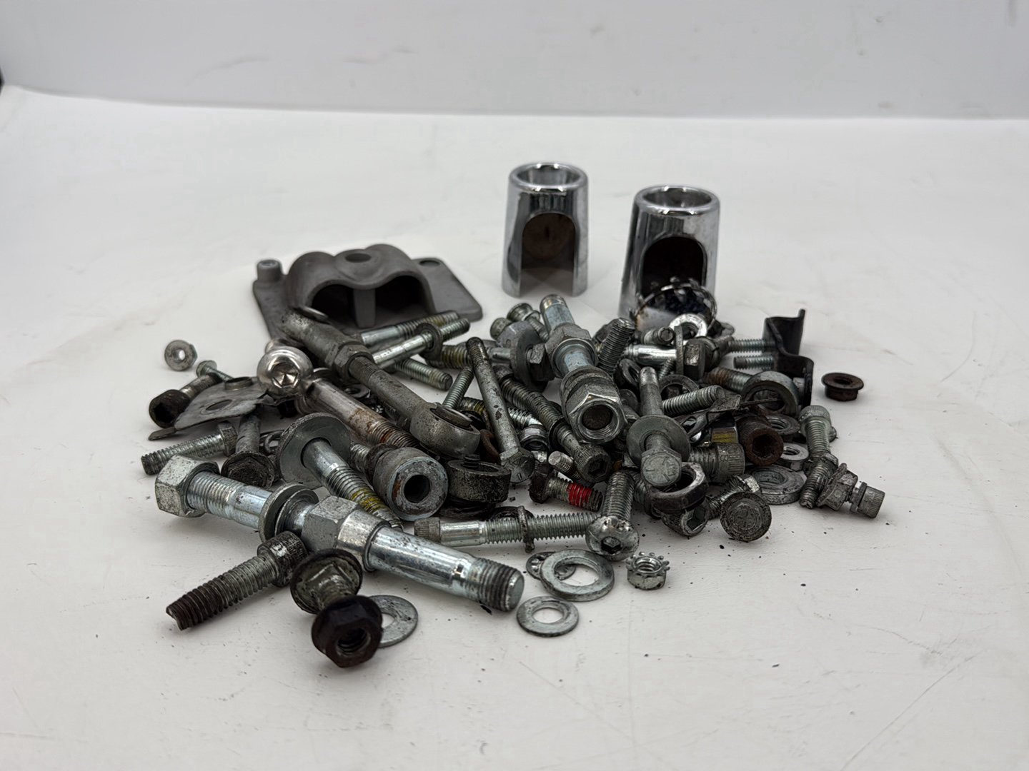 2002 Harley Dyna FXD Super Glide OEM Hardware Bolts Nuts & Brackets