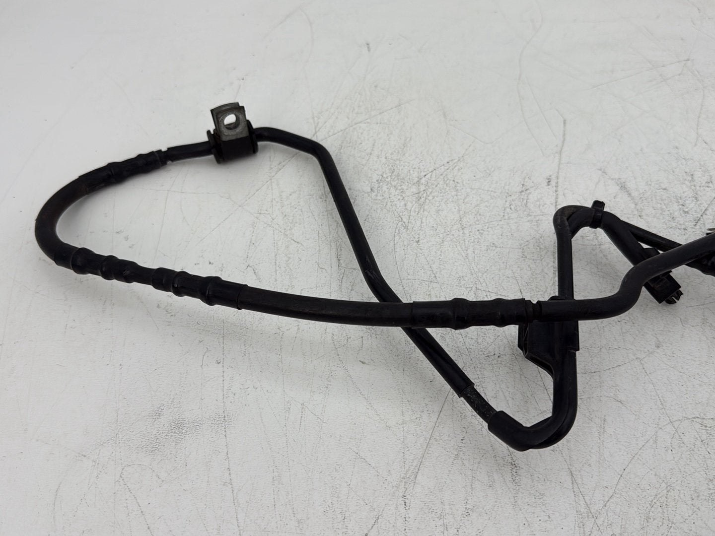 2014 Harley Street Glide Touring FLHXS OEM Rear Brake Hose Line Pipe ABS