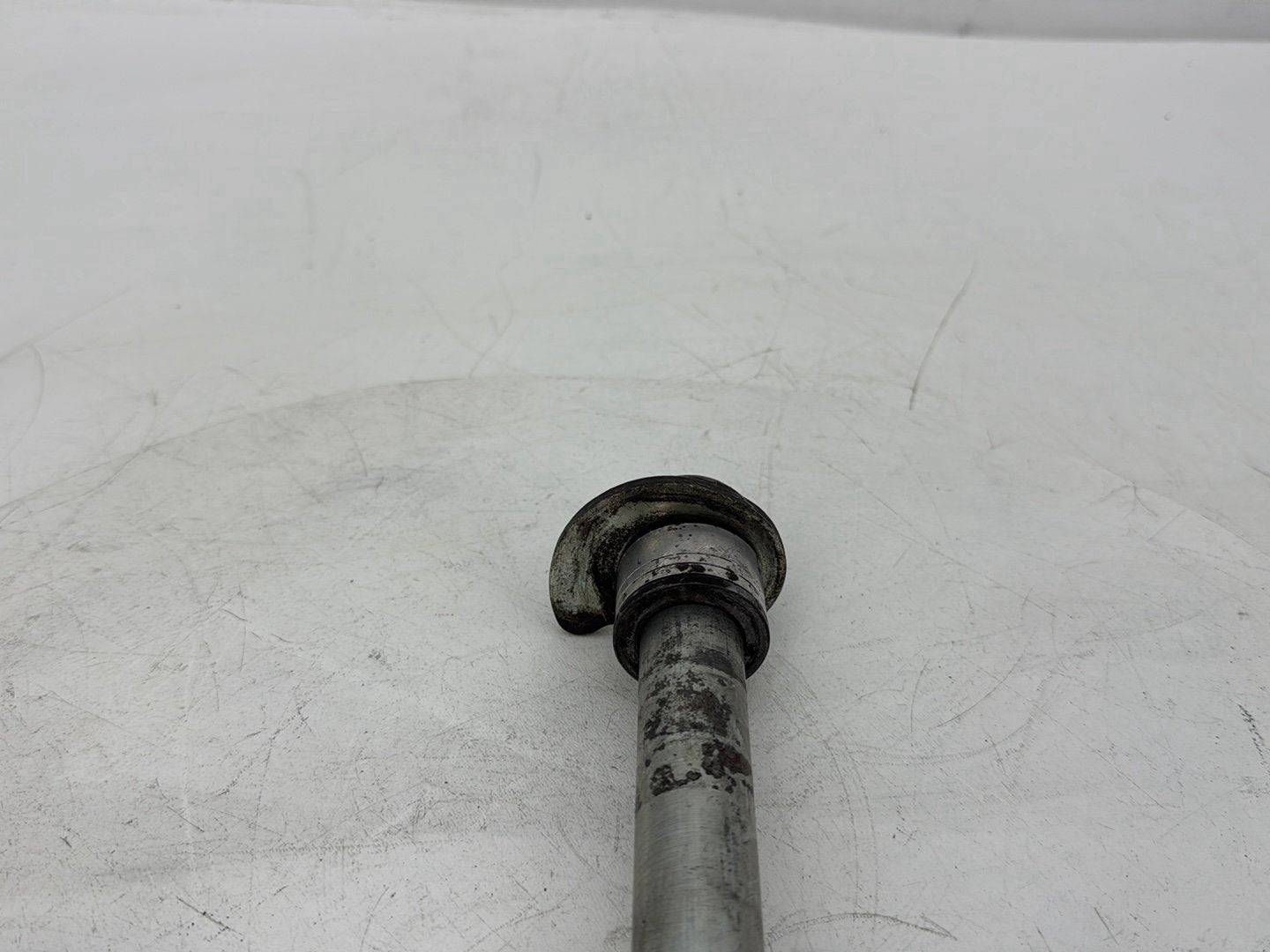 2008 Harley Electra Glide Touring Ultra FLHTCUI OEM Rear Wheel Axle Bolt Shaft