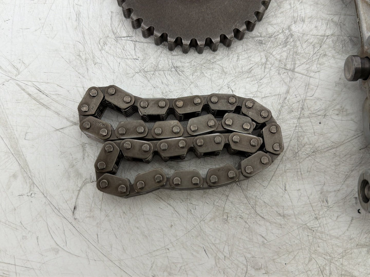 2008 Harley Touring Electra Glide Ultra Engine Cam Support Camshaft Plate Pump