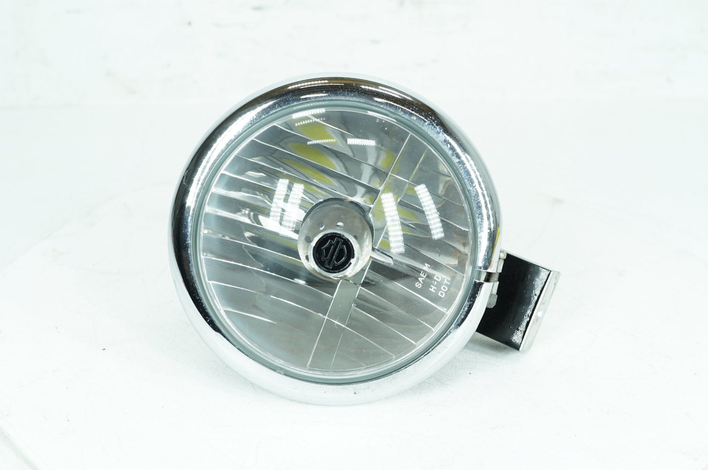 2007 - 2017 Harley-Davidson Dyna Wide Glide Headlight Headlamp Head Light Halogen  	68787-10