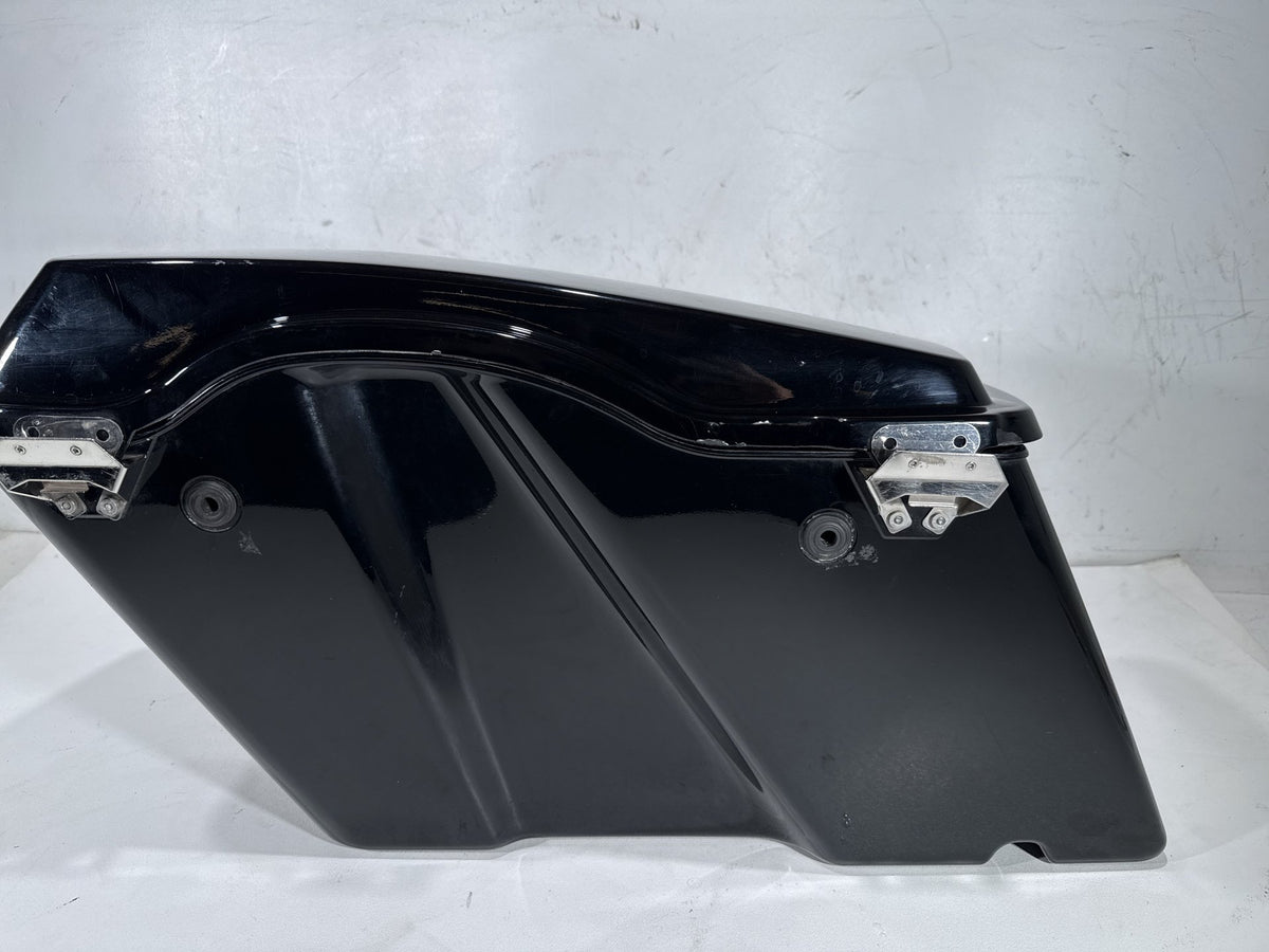 2004 Harley Road King Touring Classic OEM Right 1 Saddlebag Luggage NO Key