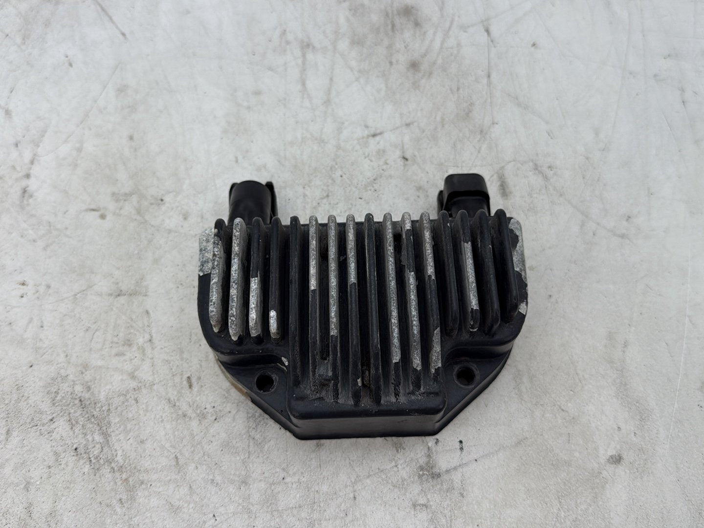 2012 Harley Dyna FXDF Fat Bob OEM Voltage Regulator Rectifier