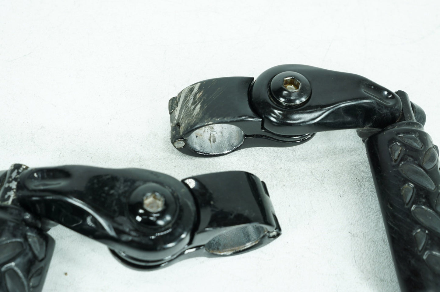2008 - 2016 Harley-Davidson Touring Street Glide Front Right Left Highway Foot Pegs 33937-03