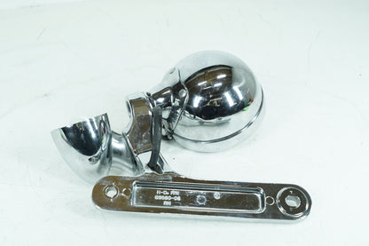 2007 - 2011 Harley-Davidson Touring Electra Screamin Eagle Front Right 1 Turn Signal Indicator 68837-04A