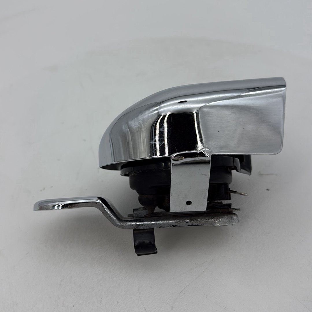 2007 - 2012 Harley-Davidson Dyna Super Glide Horn Signal Klaxon Chrome Cover 69012-93A