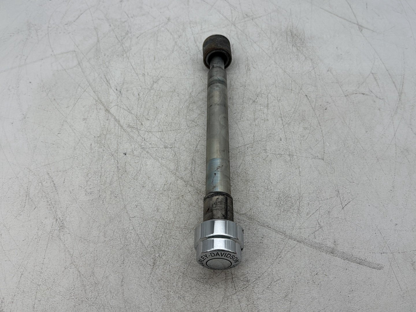 2013 Harley Heritage Softail Classic FLSTC OEM Front Wheel Axle Bolt Shaft