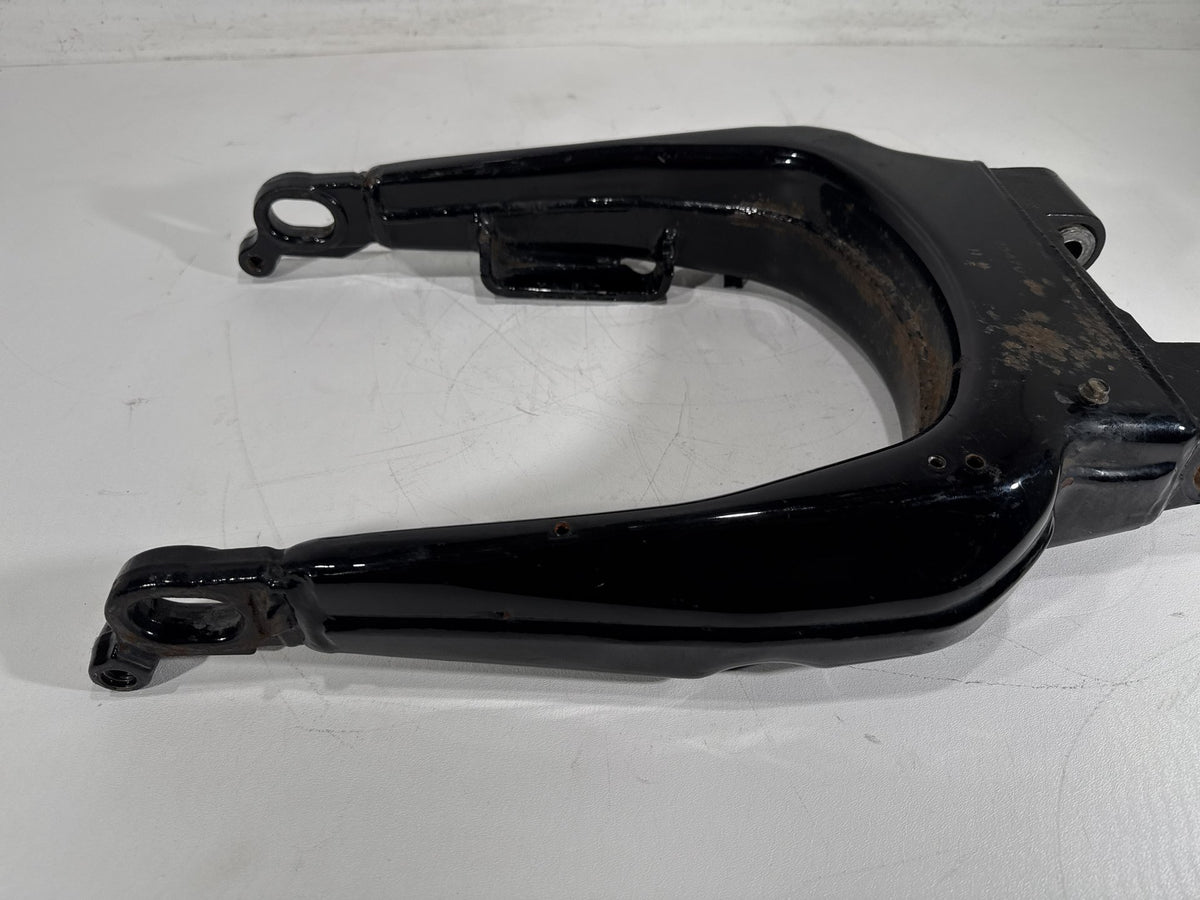 2011 Harley Road King Touring FLHR OEM Rear Fork Swingarm Swing Arm