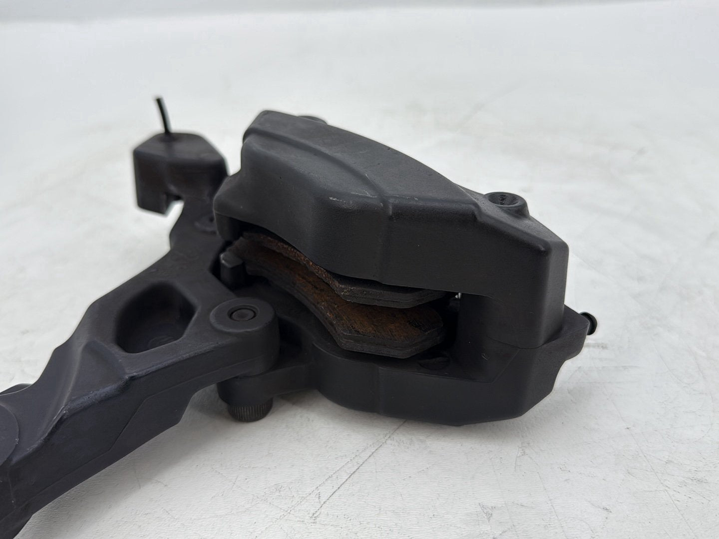 2008 Harley Electra Glide Touring Ultra FLHTCUI OEM Rear Back Brake Caliper w/ Bracket