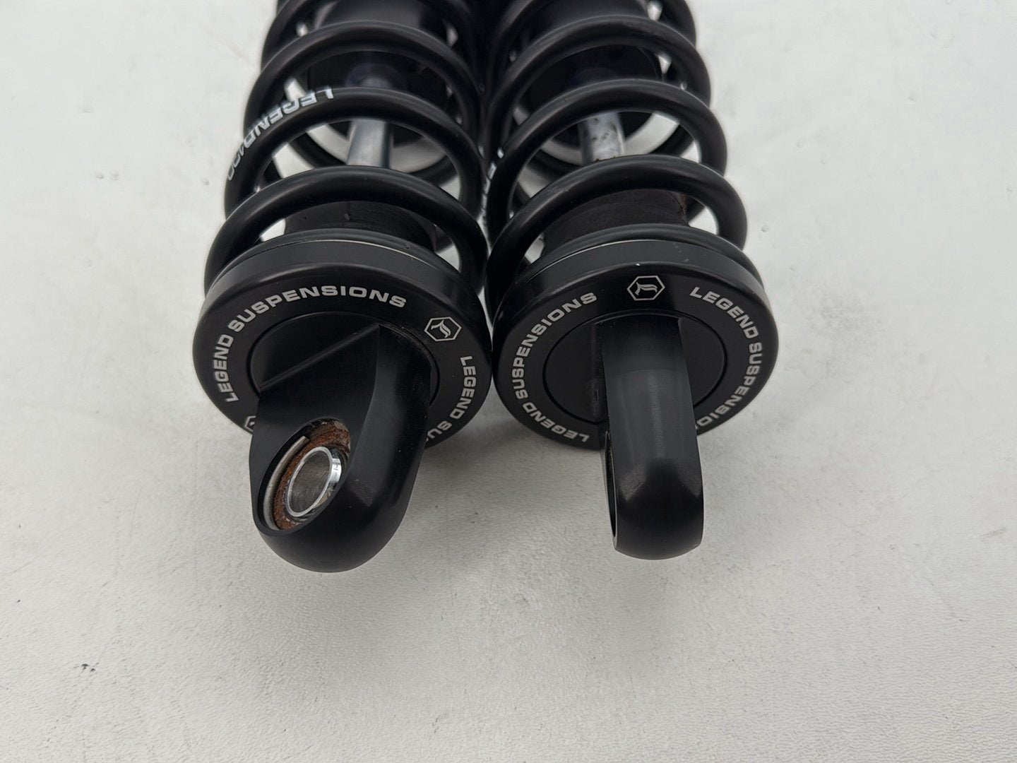 2014 Harley Electra Glide Touring CVO Screamin Eagle OEM Rear Left Right Shock Absorbers