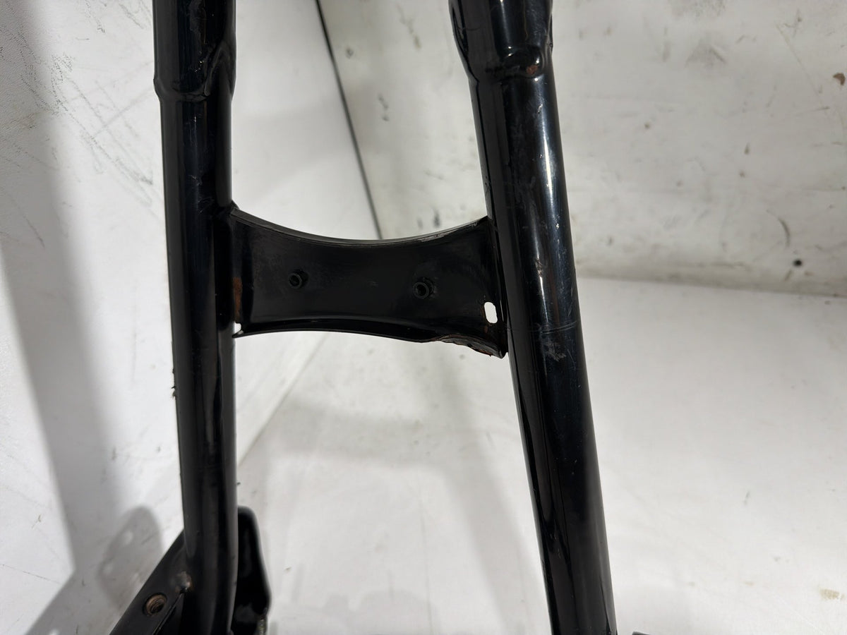 2004 Harley Electra Glide Touring Ultra OEM Body Main Frame Chassis NO Title