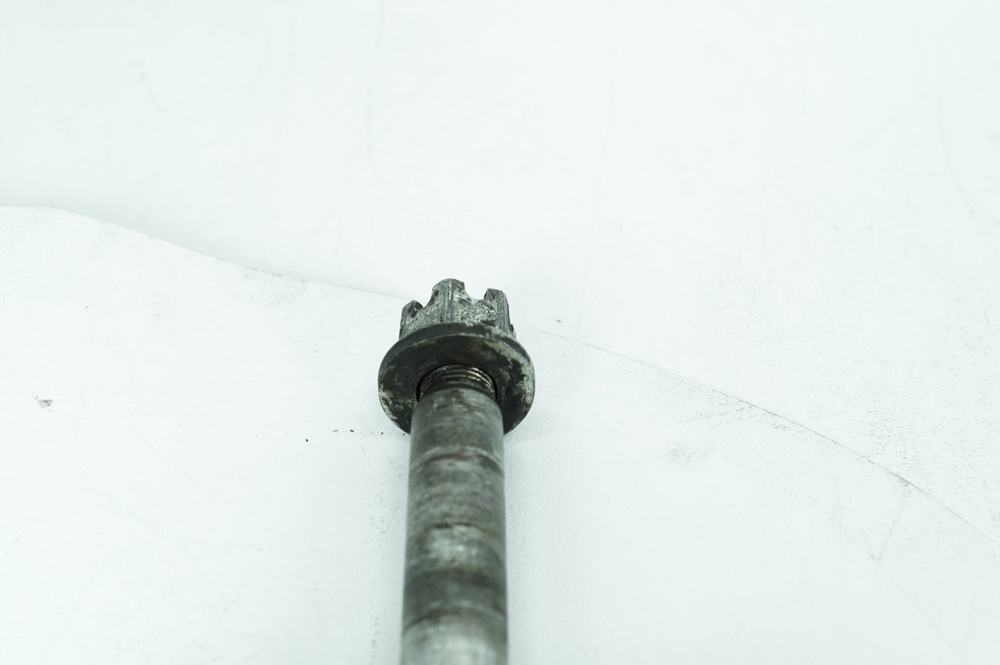 1984 - 1998 Harley-Davidson Touring Road King Classic Rear Wheel Axle Bolt Shaft 41110-79A