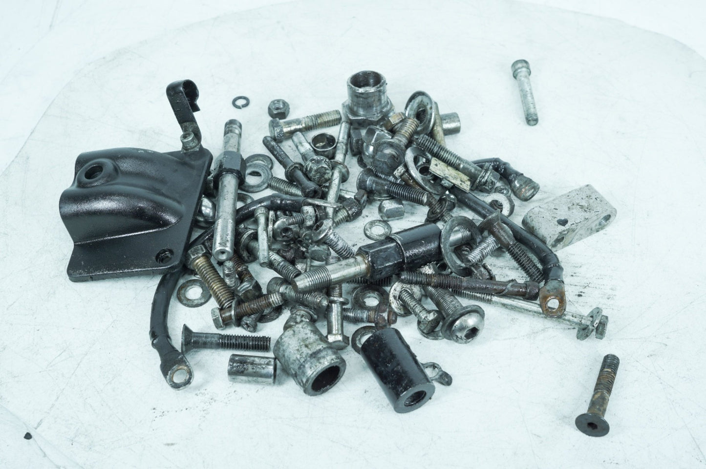 1999 - 2006 Harley-Davidson Dyna Super Glide T-Sport Hardware Bolts Nuts & Brackets