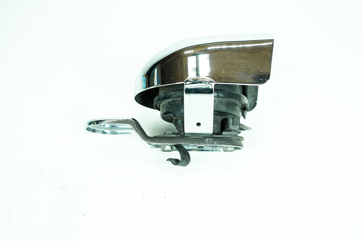 2007 - 2011 Harley-Davidson Touring Street Glide Horn Signal Klaxon Chrome Cover 69060-90D