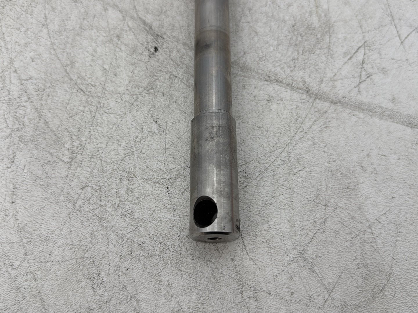 1995 Harley Road King Touring FLHR OEM Front Wheel Axle Bolt Shaft