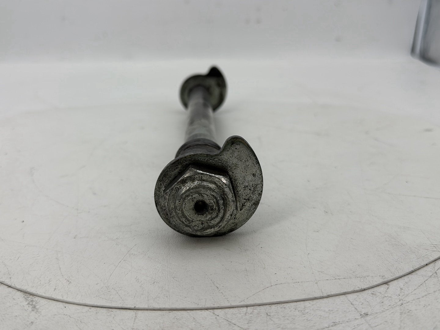 1999 - 2006 Harley-Davidson Touring CVO Screamin Eagle Road King Rear Wheel Axle Bolt Shaft 41056-02