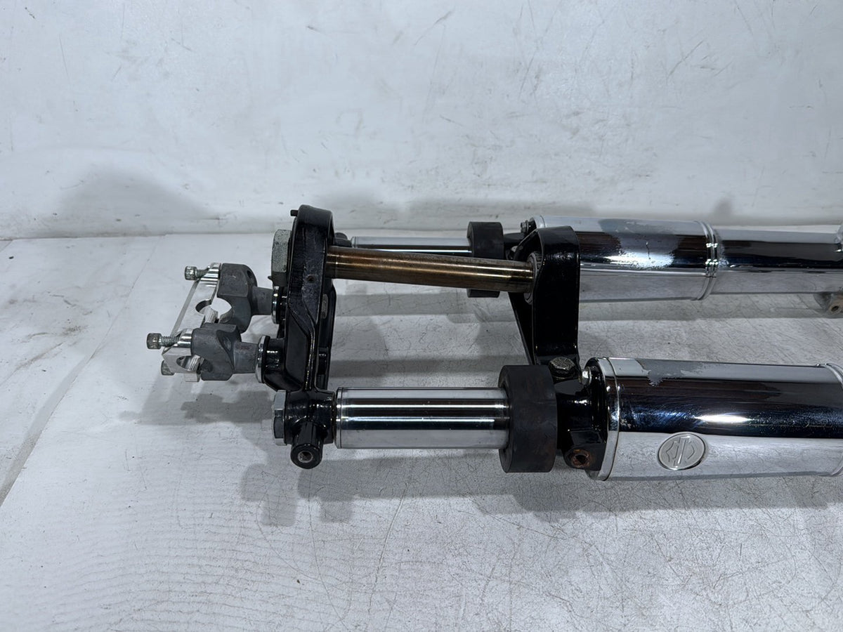 06 Harley Electra Glide Touring Front Triple Tree Set & LH RH Fork Legs Sliders