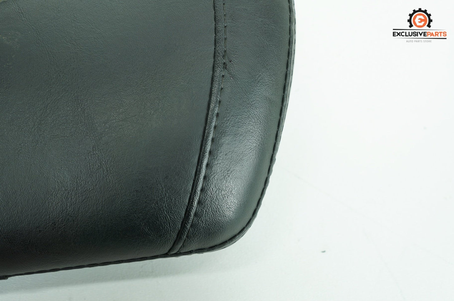 03 Harley Touring Road King Classic OEM Rear Passenger Backrest Cushion Pad TORN