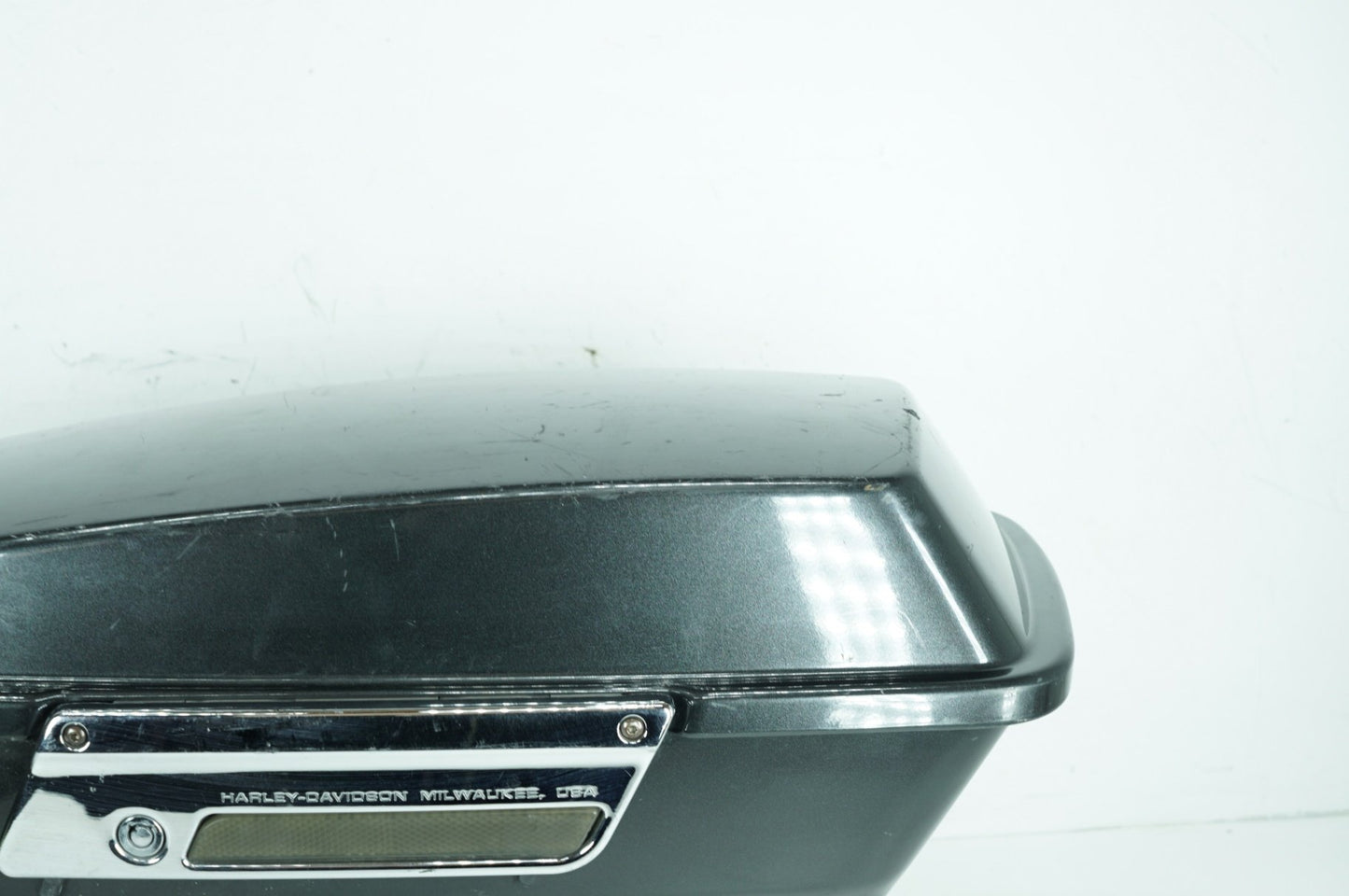 2007 - 2011 Harley-Davidson Touring Road King Classic Right 1 Saddlebag Luggage NO Key 90752-93