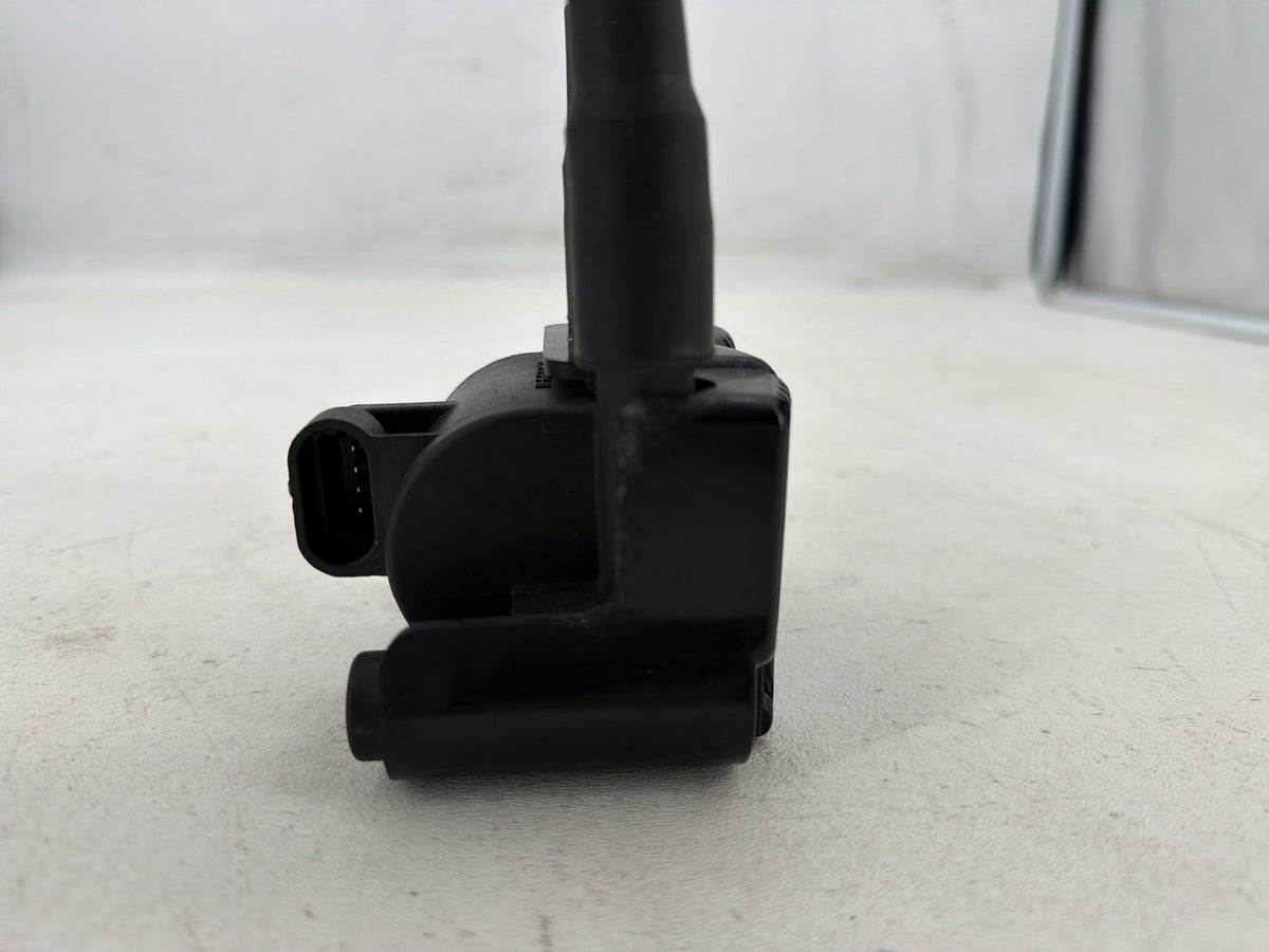 2016 Harley Dyna Fat Bob FXDF 103 OEM Ignition Coil Spark Plugs Cable