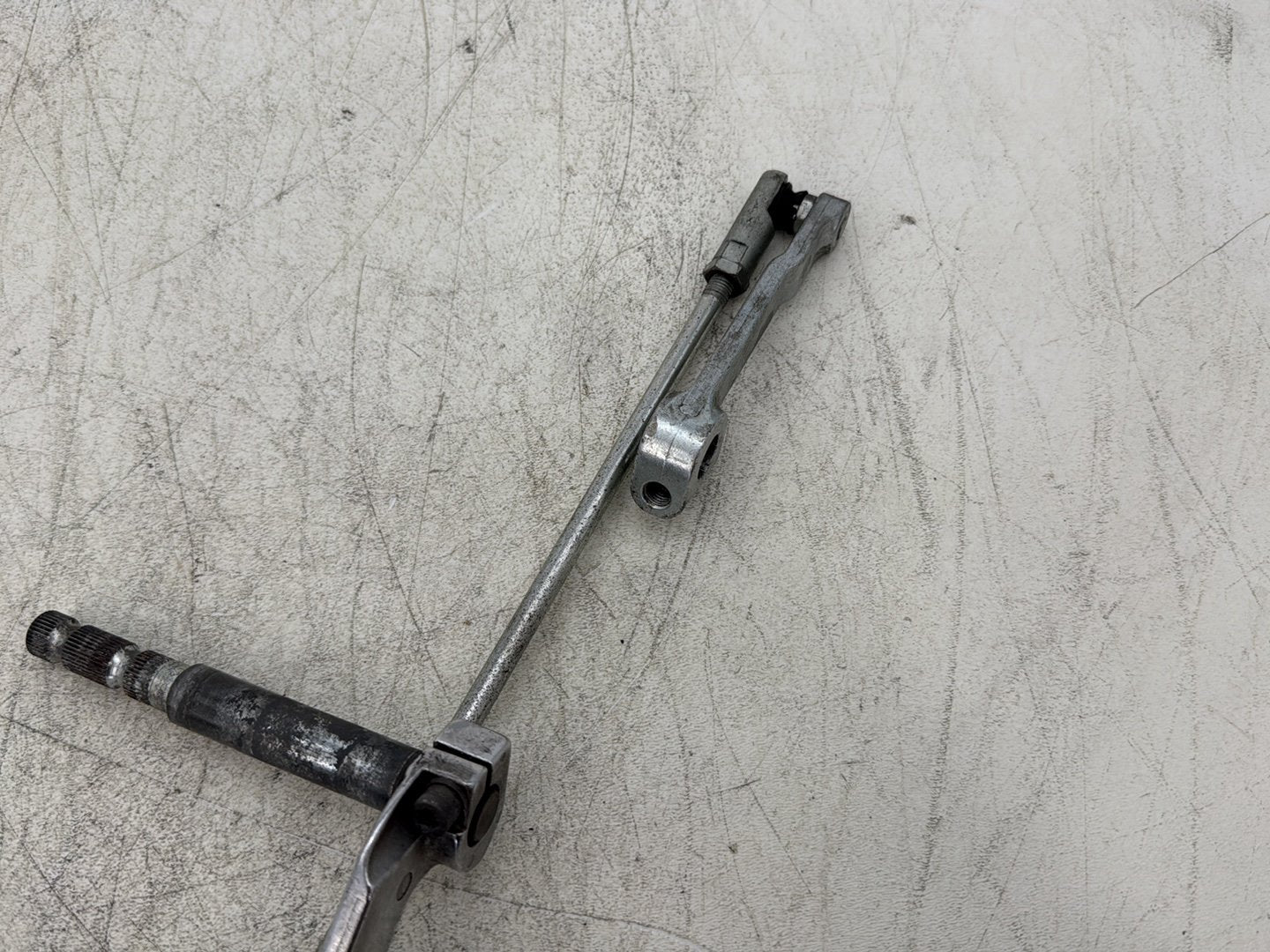 2007 Harley Touring FLHTC Electra Glide Classic OEM Gear Shifter Lever w/ Rod linkage