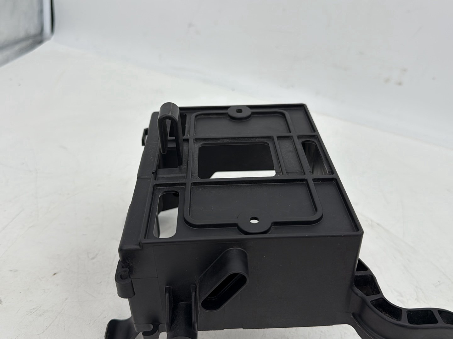 2007 - 2012 Harley-Davidson Touring Electra Glide Ultra Battery Tray Bracket Holder Carrier 66281-08