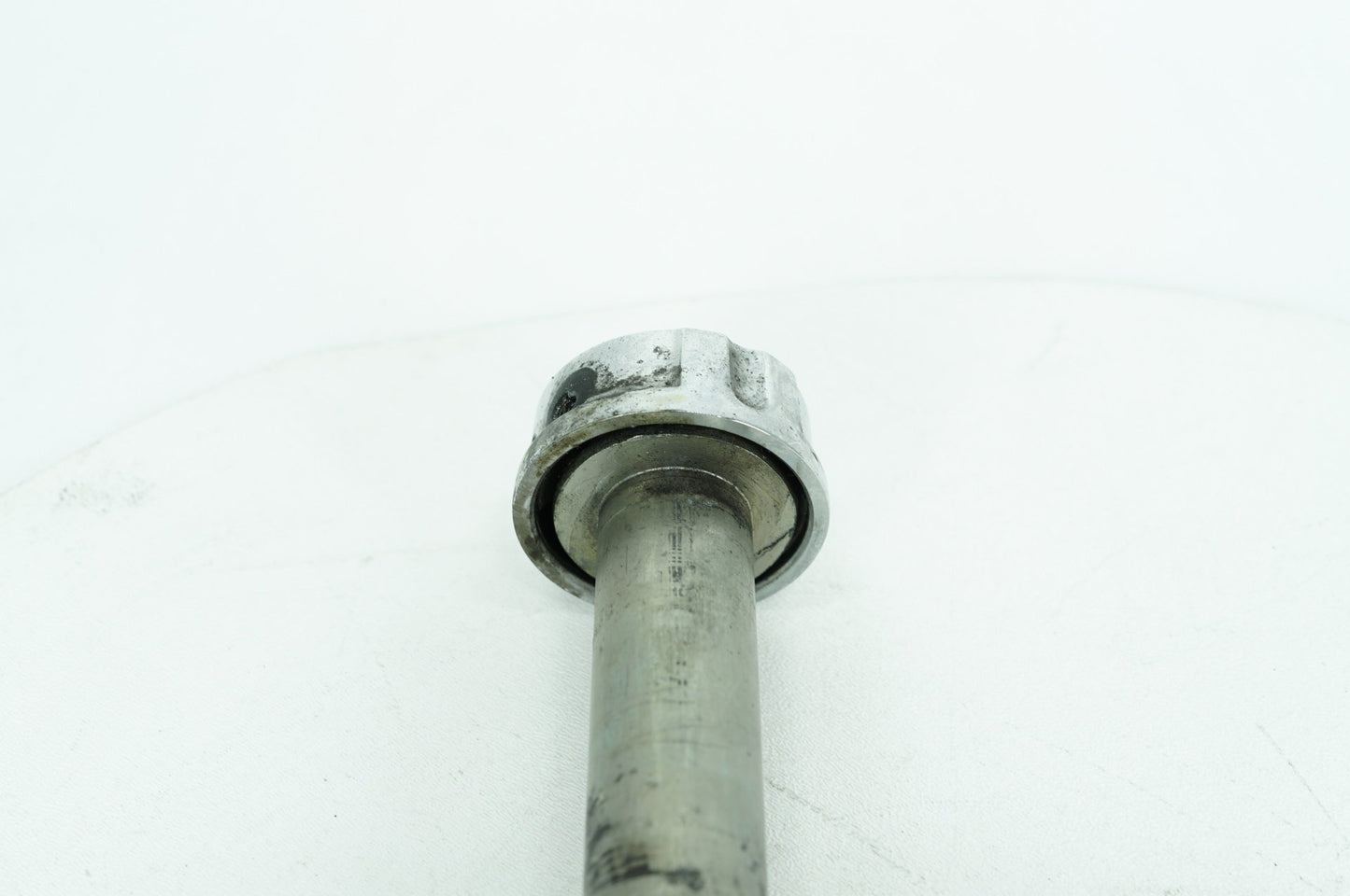 2007 - 2016 Harley-Davidson Dyna Super Glide Custom Rear Wheel Axle Bolt Shaft 41114-08