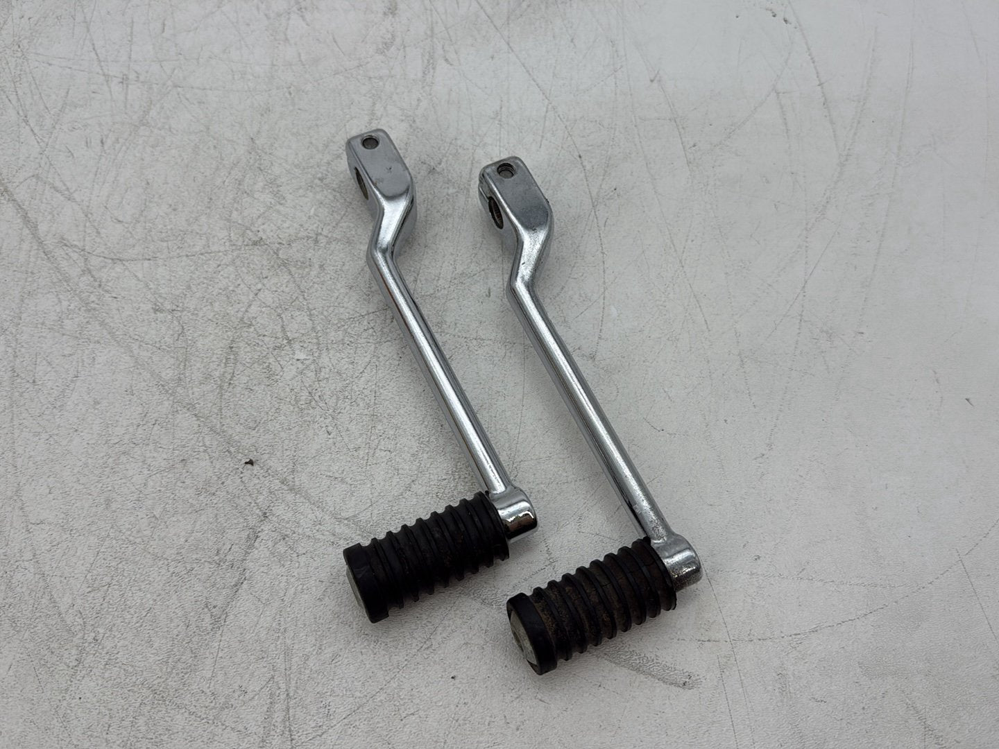 2010 Harley Street Glide Touring FLHX OEM Gear Shifter Lever Pedal Pedals