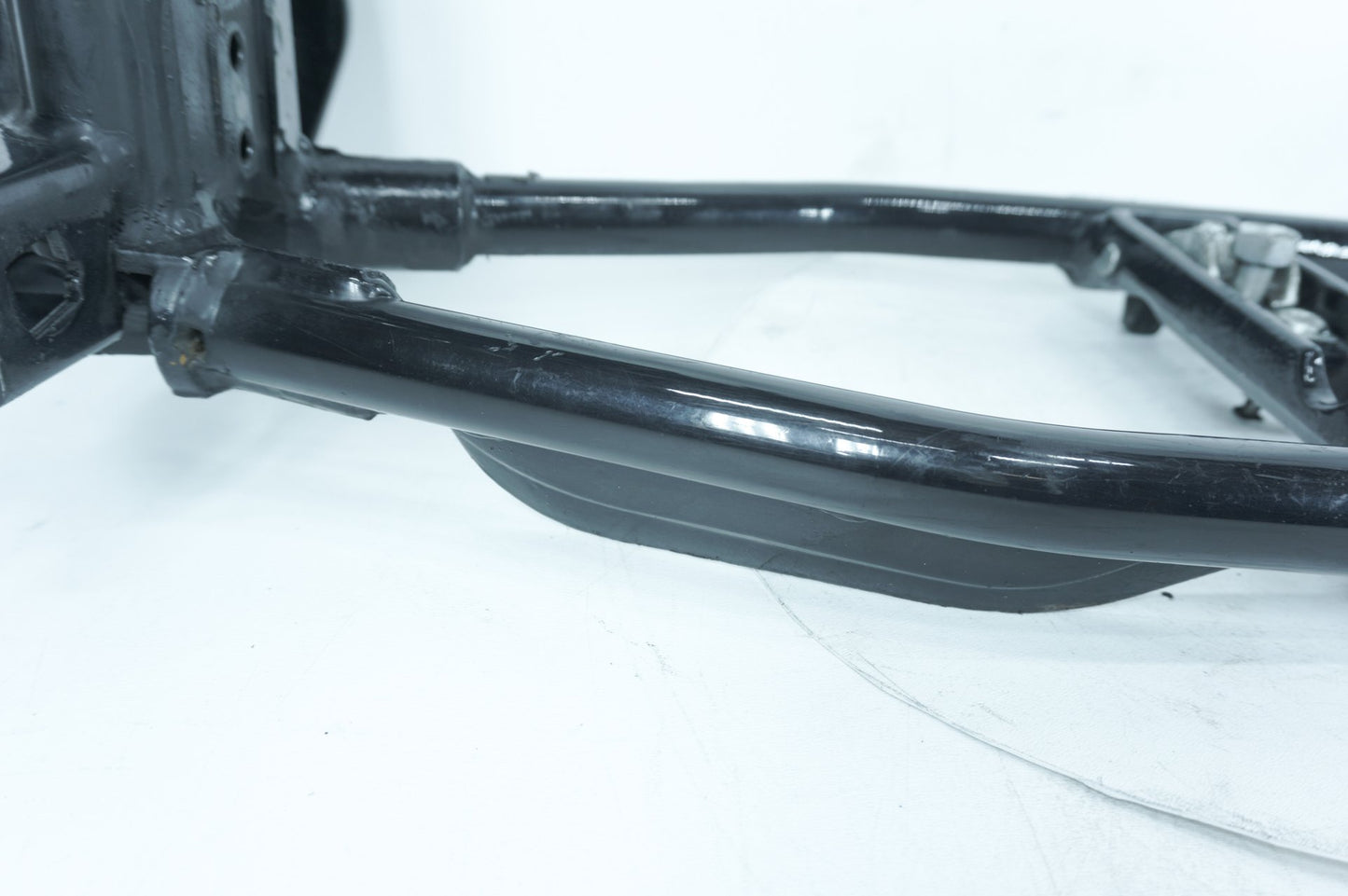 1999 - 2006 Harley-Davidson Dyna Low Rider Body Main Frame Chassis SLVG   47427-99A