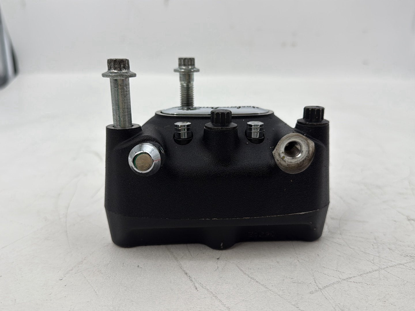 2000 Harley Touring FLHTCI Electra Glide Classic OEM Front Right 1 Brake Caliper