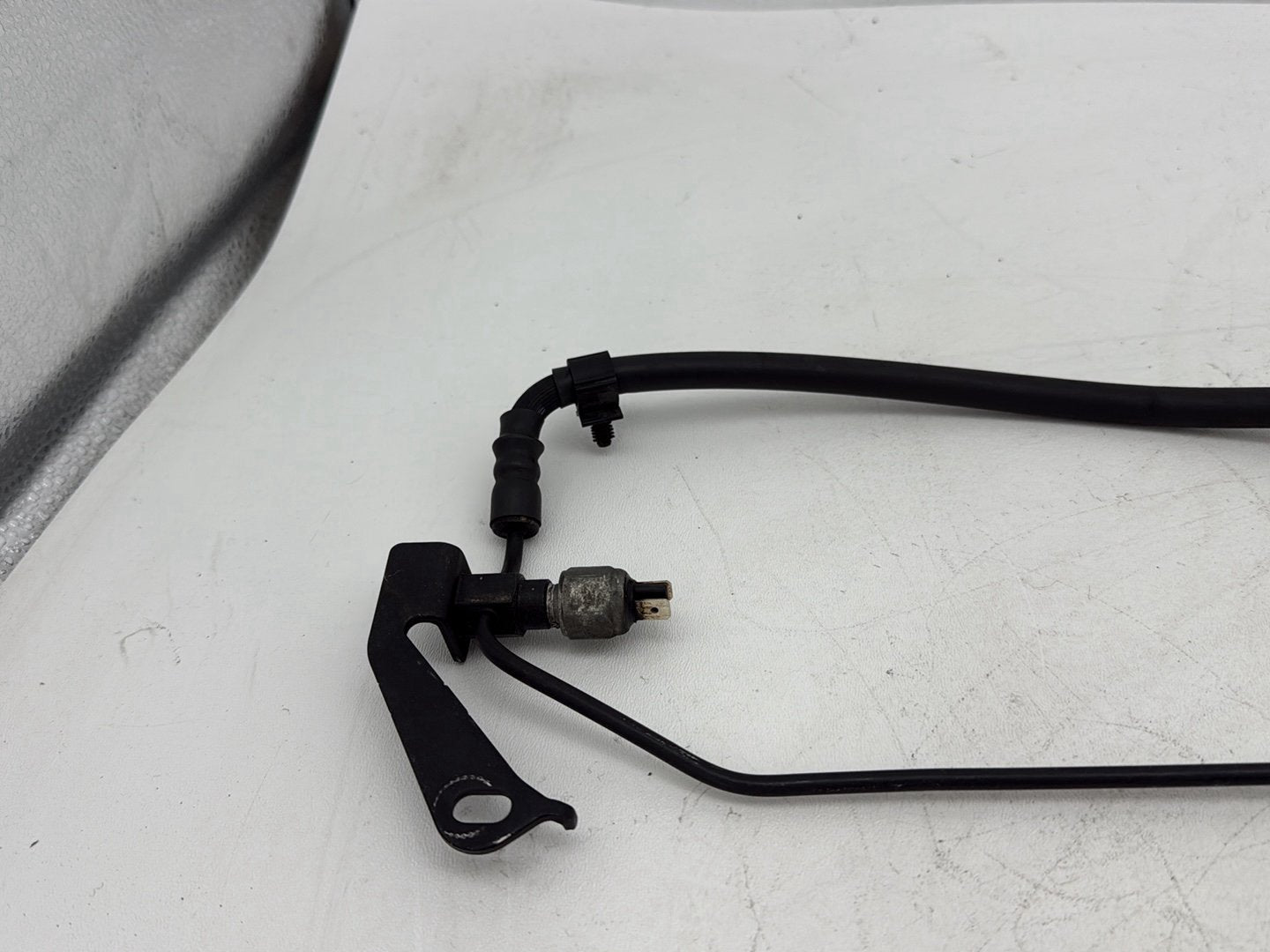 2009 Harley Street Glide Touring FLHX OEM Rear Brake Hose Line Pipe NON-abs