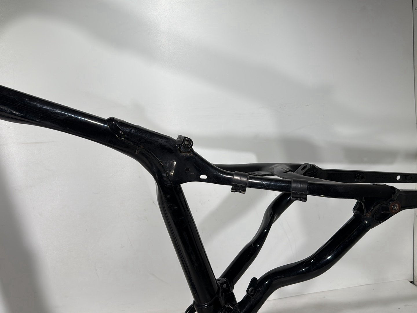 2009 Harley Sportster XL1200 L 1200 Low OEM Body Main Frame Chassis CLN CLR