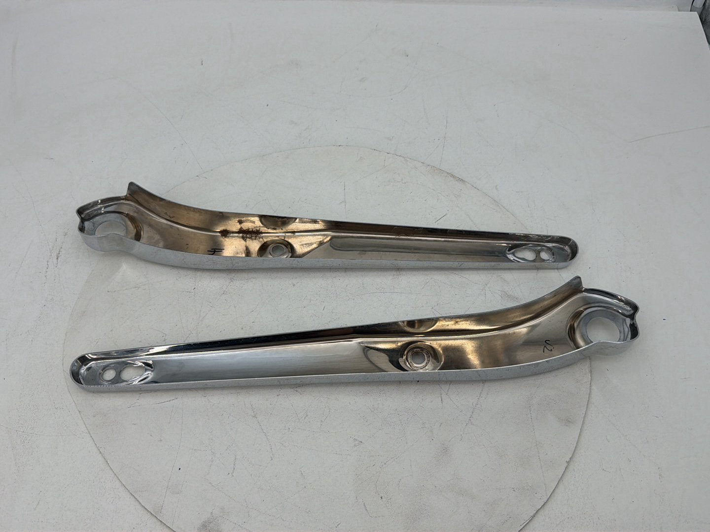2007 - 2017 Harley-Davidson Dyna Super Glide Custom Left Right Saddlebag Fender Struts Brackets 59138-06