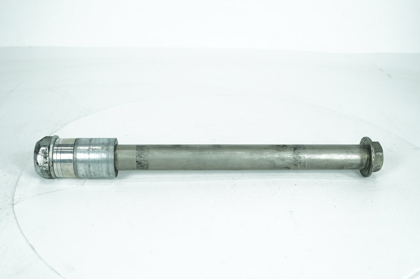 2012 - 2026 Harley-Davidson Sportster Iron 883 Rear Wheel Axle Bolt Shaft  	41176-08