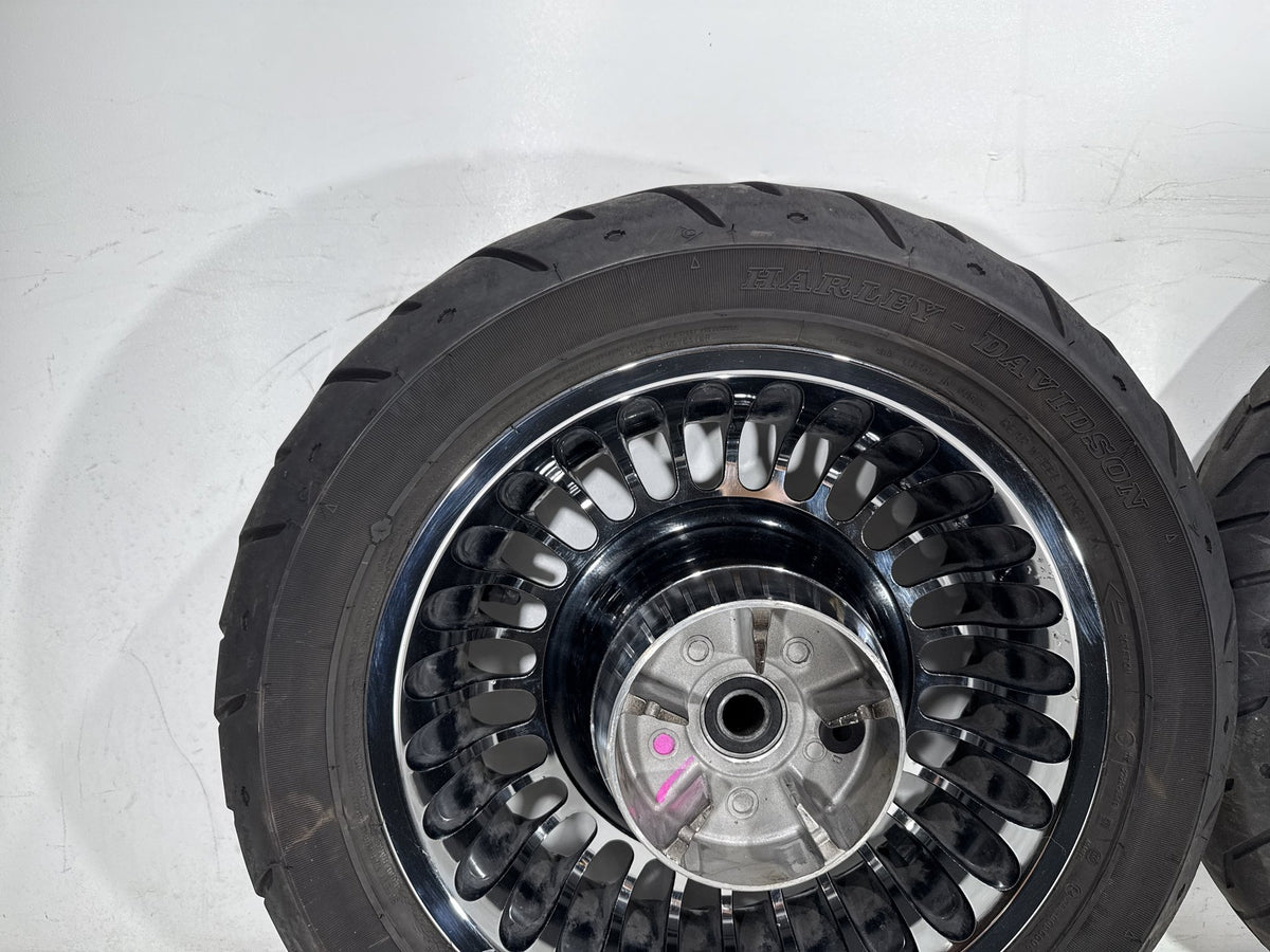 2011 Harley Electra Glide Touring Ultra OEM Front & Rear Wheel Rim Tire 16" 17"