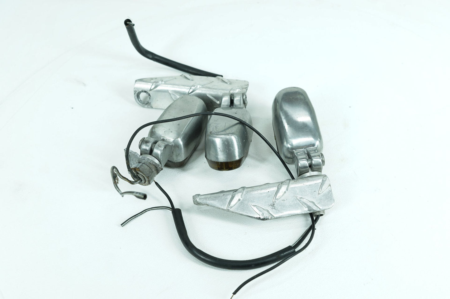 1984 - 1990 Harley-Davidson Sportster Evolution Front Left Right Turn Signal Indicators 68405-86