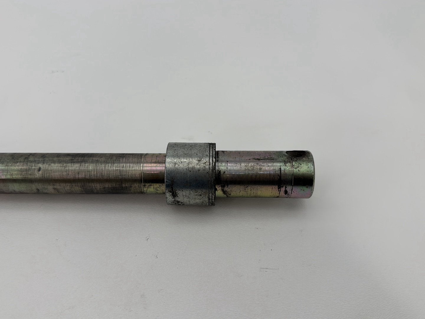 2007 Harley Softail Heritage Classic FLSTC OEM Front Wheel Axle Bolt Shaft