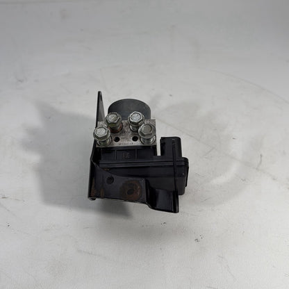 2017 - 2026 Harley-Davidson Softail Heritage Classic 114 ABS Brake Pump & Control Module 41100044C