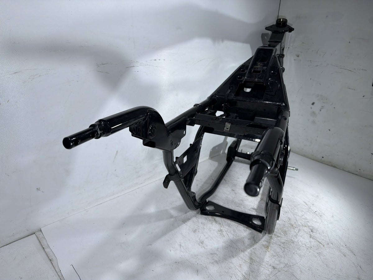 2004 Harley Electra Glide CVO Screamin Eagle OEM Body Main Frame Chassis CLN CLR