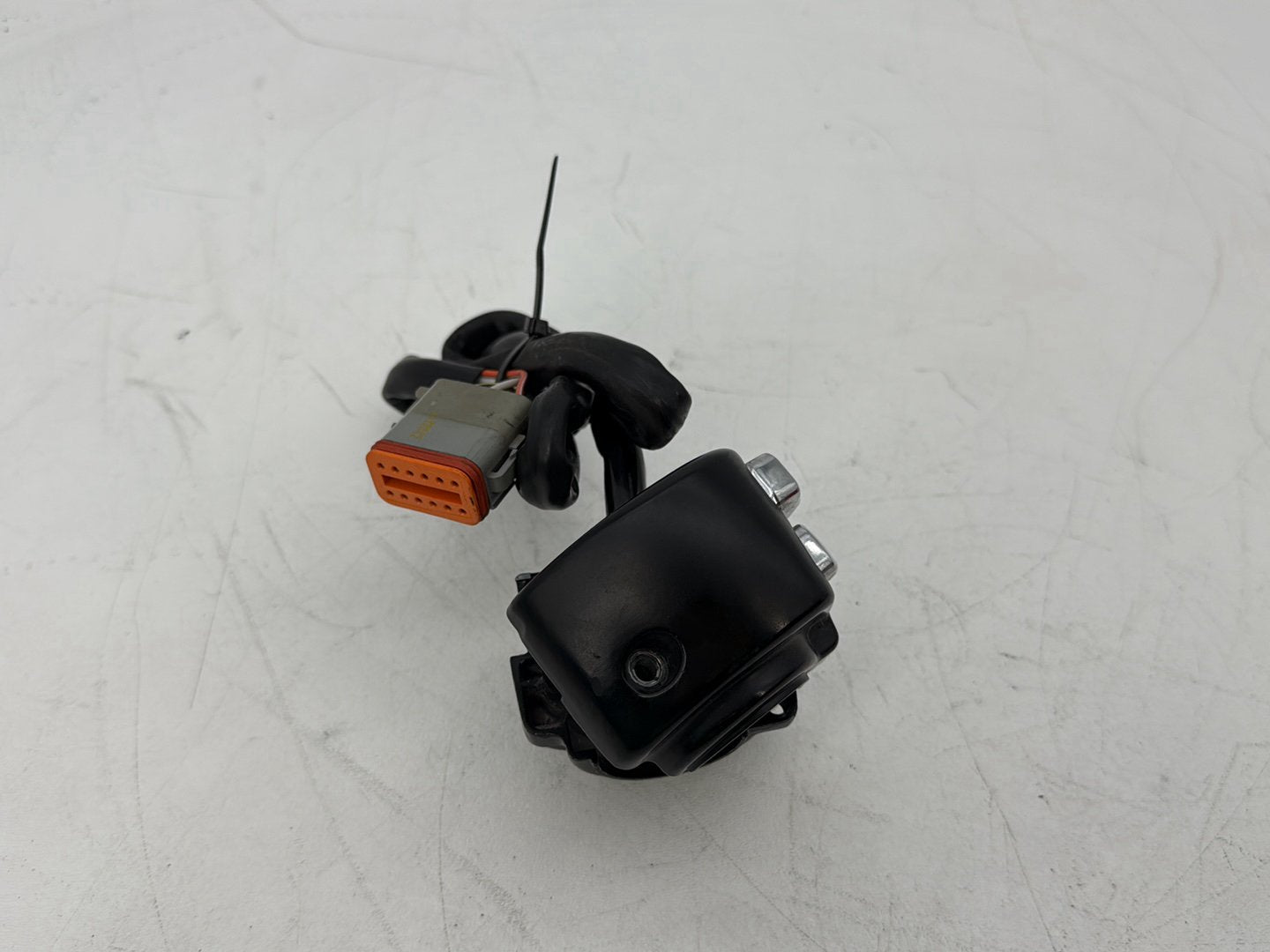 2007 - 2012 Harley-Davidson Touring Electra Glide Ultra Left Turn Signal Headlight Switches Controls 	71567-96