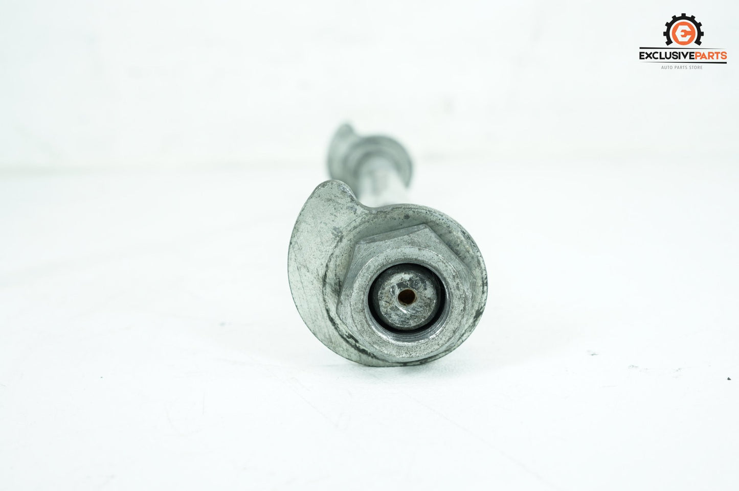 2007 - 2013 Harley-Davidson Touring Electra Glide Classic Rear Wheel Axle Bolt Shaft 41056-09