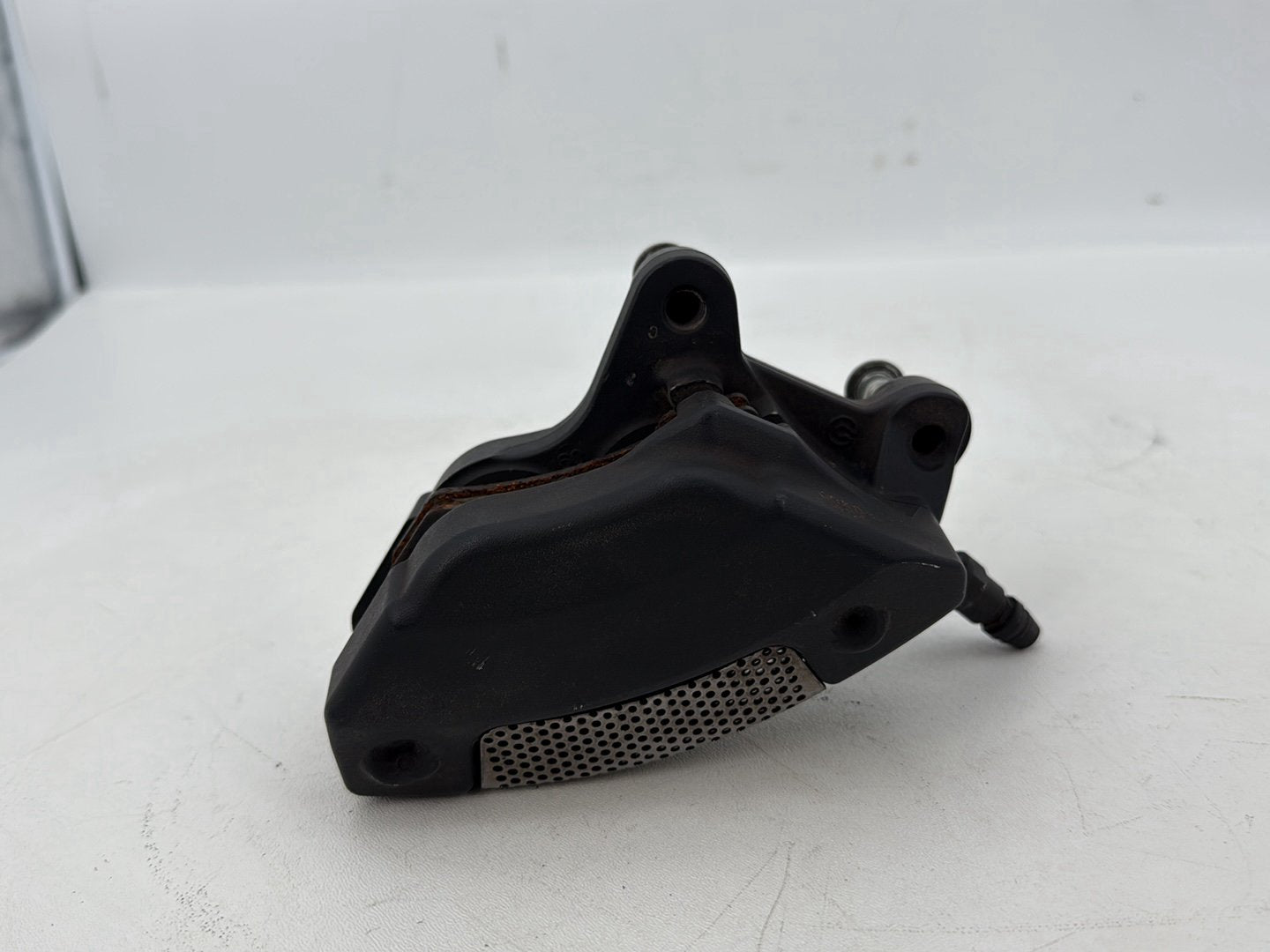 2007 - 2011 Harley-Davidson Touring Electra Glide Ultra Front Right 1 Brake Caliper  	44023-08