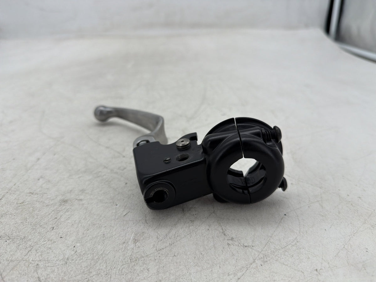 2017 Harley Dyna Street Bob FXDB OEM Front Left Hand Clutch Control Lever